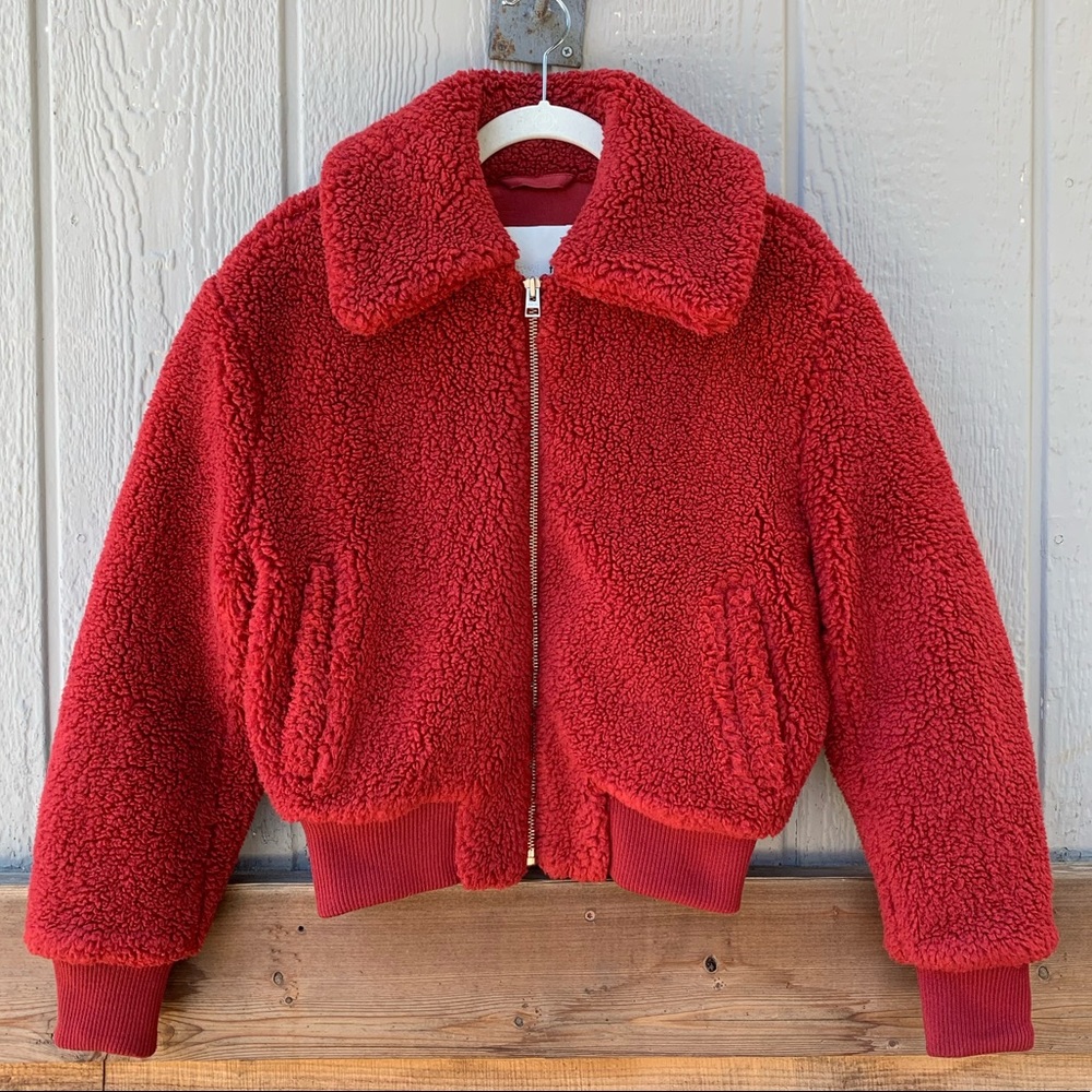 Wilfred Free red plush oversized full zip teddy sherpa jacket semi cropped - Picture 3 of 16